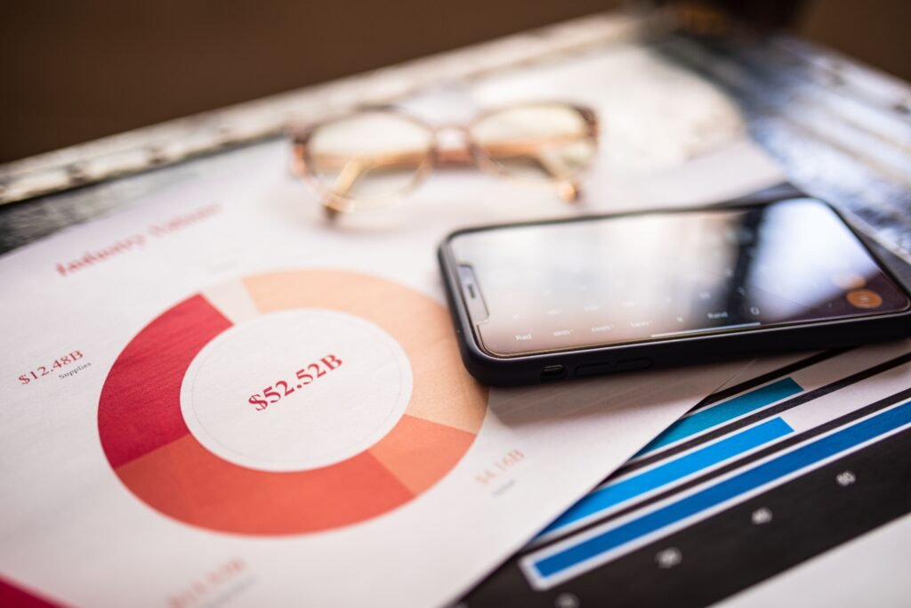 Comparison of SEO, email marketing, content marketing, and social media strategies